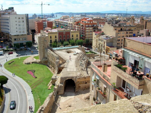 Private Transfer: Tarragona to Toulouse Fr
