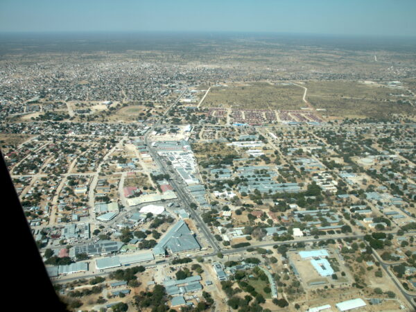 Transfer privado entre Aeroporto Internacional Hosea Kutako Windhoek e Rundu