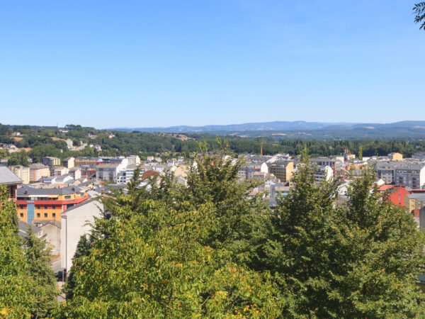 Private Transfer: Logrono to Sarria