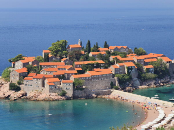 Transfer privado entre Podgorica e Sveti Stefan