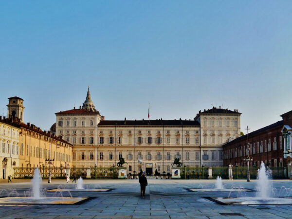 Private Transfer: Alba2 to Turin