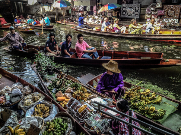 Privattransfer: Flughafen Bangkok – Damnoen Saduak