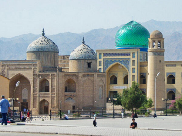 Traslado privado: origen Dusambé, destino Khujand