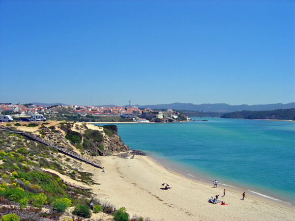 Private Transfer: Lisbon Airport to Vila Nova De Milfontes