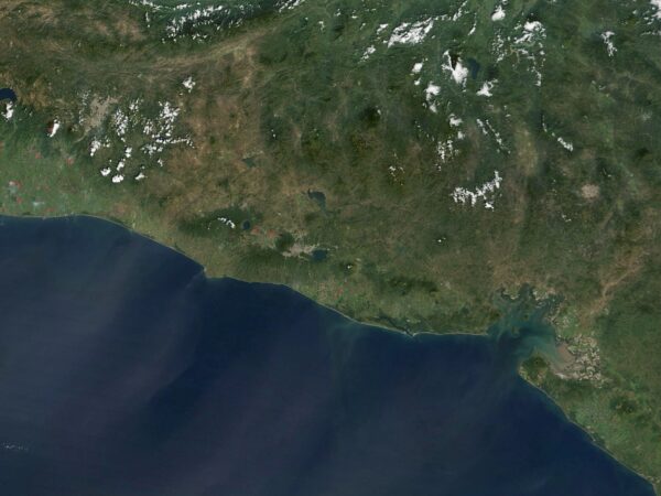 Private Transfer: El Salvador International Airport to El Sunzal