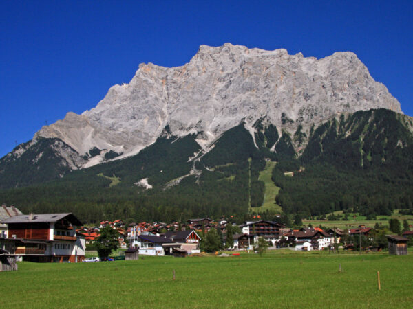 Private Transfer: Erlangen to Zugspitze