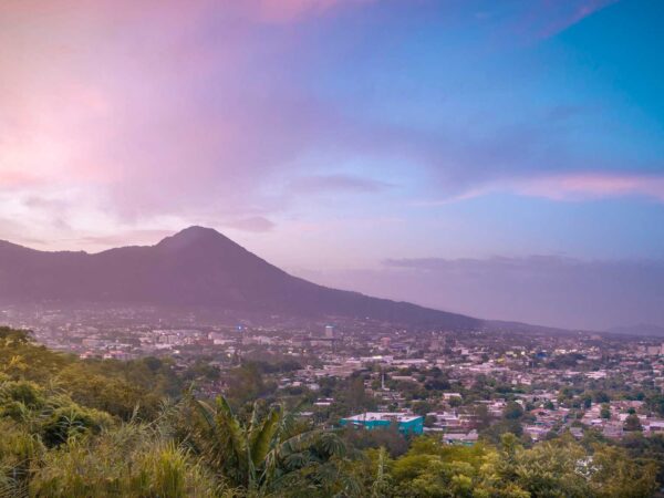 Private Transfer: El Salvador International Airport to Mizata