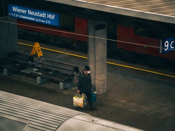 Private Transfer: Wiener Neustadt to Vienna Airport