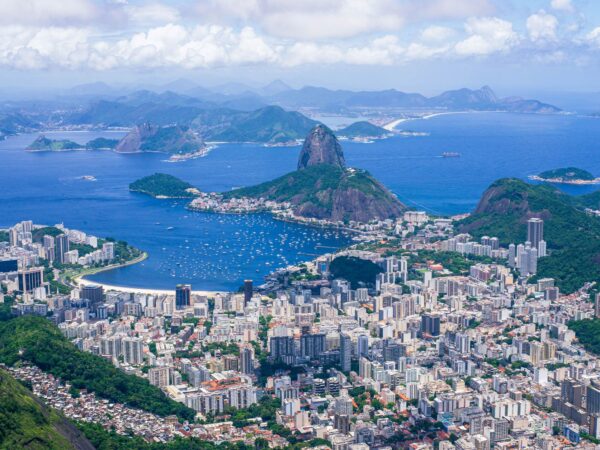 Private Transfer: Ubatuba to Rio De Janeiro