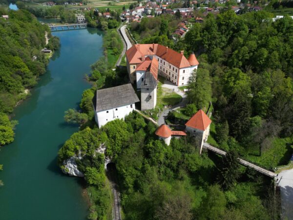 Transfert privé : Aéroport de Zagreb → Château de Trakoscan