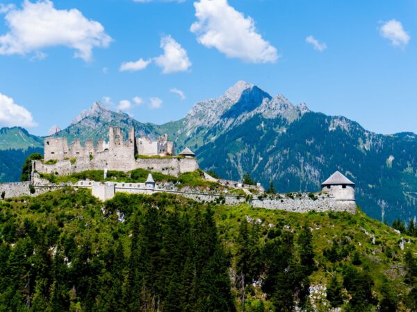 Private Transfer: Reutte to Munich Airport De
