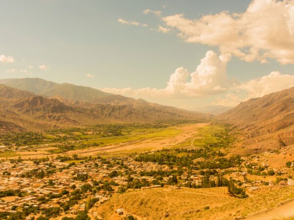 Traslado privado: origen Salta, destino Tilcara