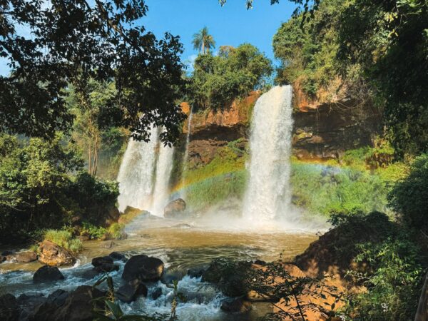 Traslado privado: origen Puerto Iguazú, destino Encarnación, Paraguay