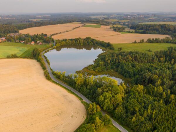 Transfert privé : Zone du lac de Trebon → Linz At