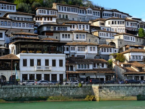 Transfert privé : Gjirokaster → Berat