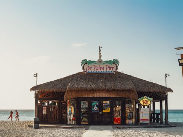 Traslado privado: origen Palm Beach, destino Aeropuerto Internacional Reina Beatrix