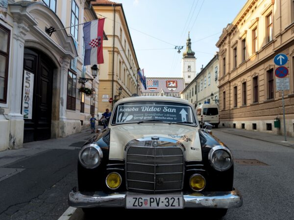 Private Transfer: Gornji Zvecaj to Marghera It