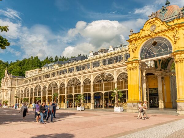 Private Transfer: Prague to Marianske Lazne