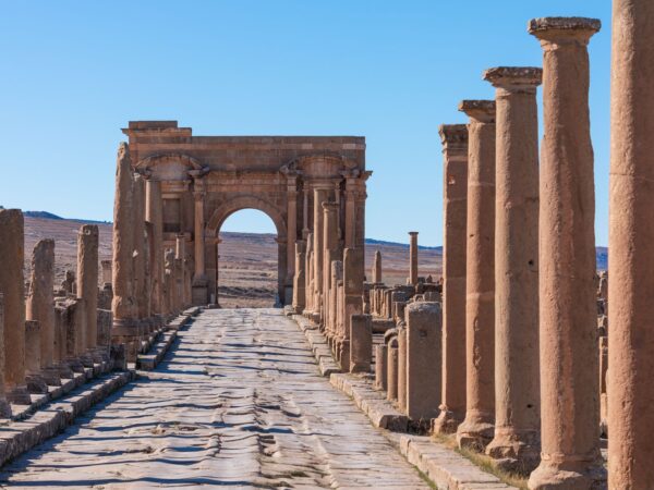 Transfert privé : Aéroport international d'Alger Houari Boumédiène → Timgad