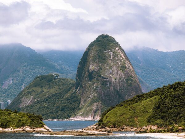 Traslado privado: origen Teresópolis, destino Aeropuerto Internacional de Galeão