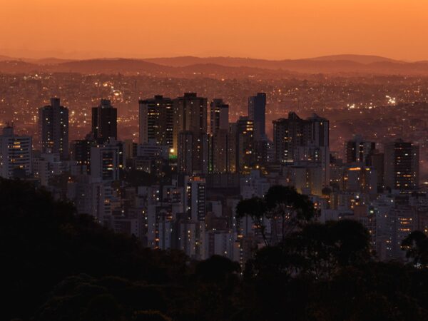 Transfer privado entre Belo Horizonte e Aeroporto Internacional de São Paulo